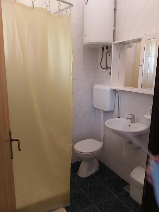 Apartman Janja Lägenhet Bol Exteriör bild